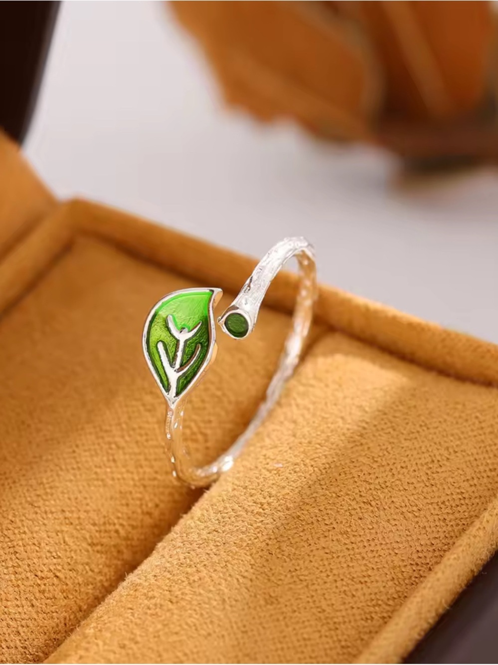 Silver Tone Green Leaf Adjustable Ring Nature Inspired Open Band Ring New